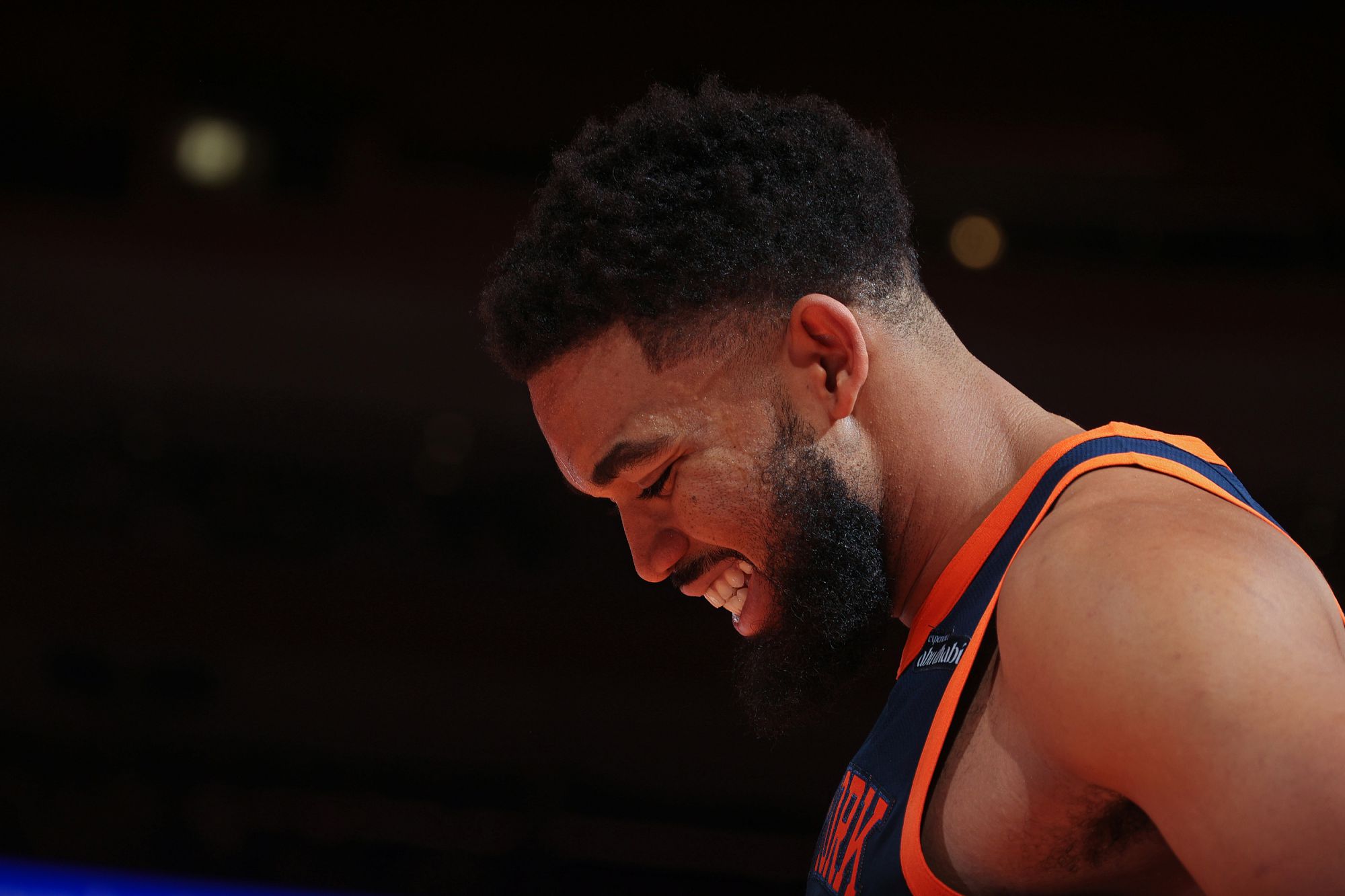 Brown, entrenador de los Knicks: Towns decidirá antes del partido si juega debido a una enfermedad